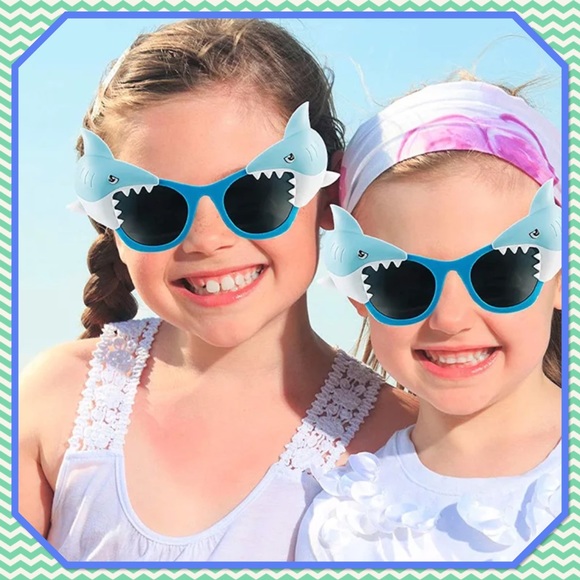 🕶New🕶 Baby Shark Sunglasses 🕶 - Picture 1 of 6